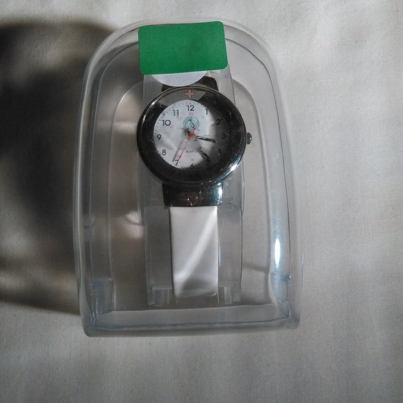 Silver Case Heart Cross Watch, Rare, New-Last ONE main image 4